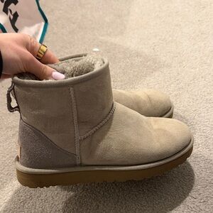 Ugg mini Boots